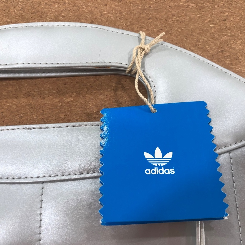 NWT Adidas Originals Carlo Gruber women’s silver purse handbag faux fur trim - Picture 4 of 6